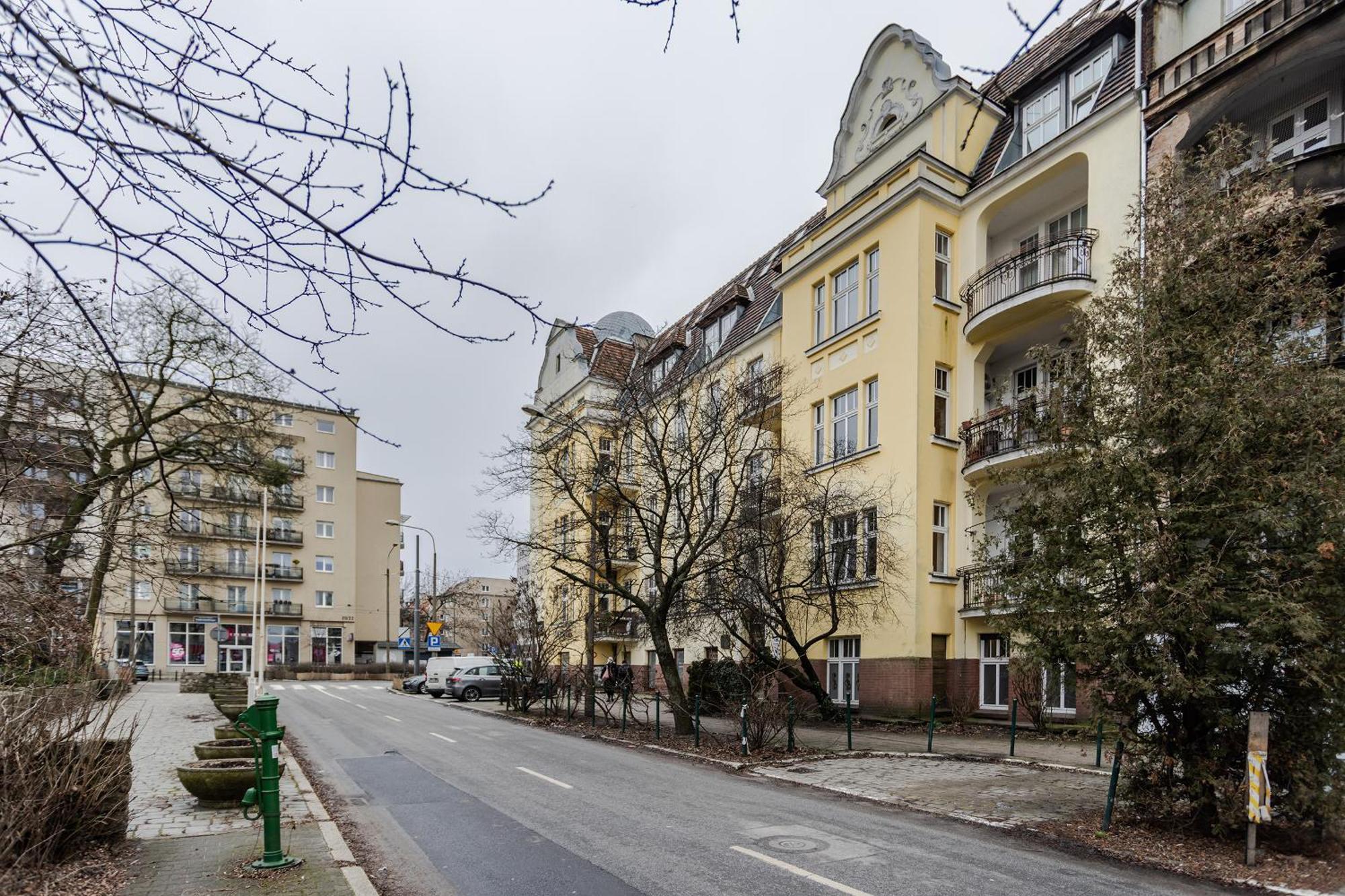 Nowoczesne I Stylowe Studia Very Berry W Poznaniu By Noclegi Renters Exterior photo